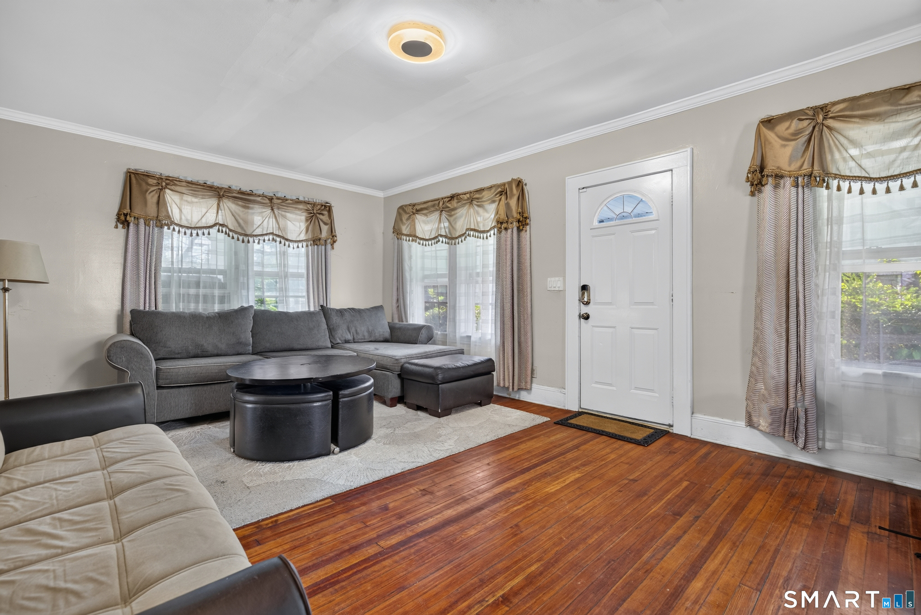 810 Briarwood Avenue Bridgeport CT 06604