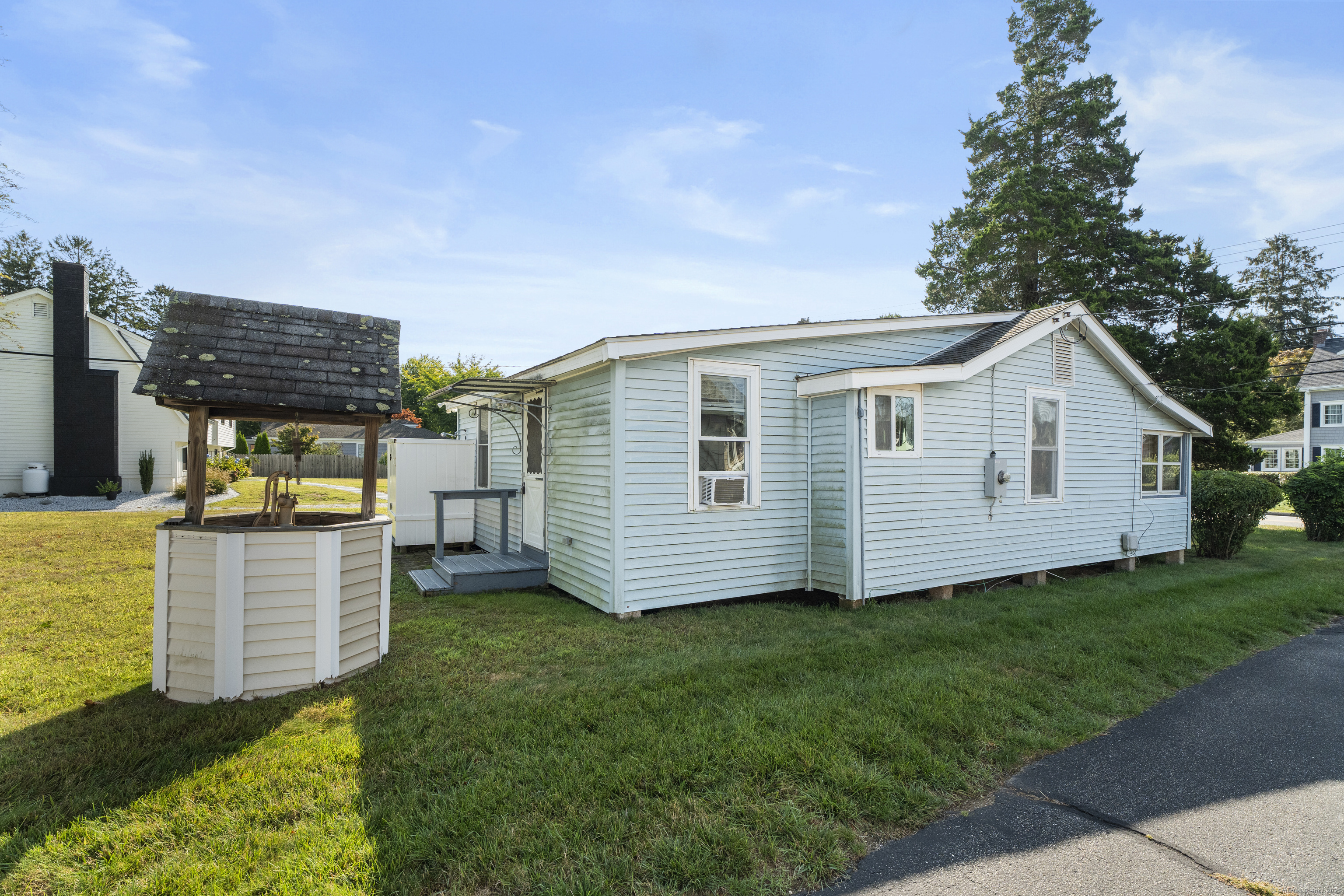 13 College Street Old Saybrook CT 06475