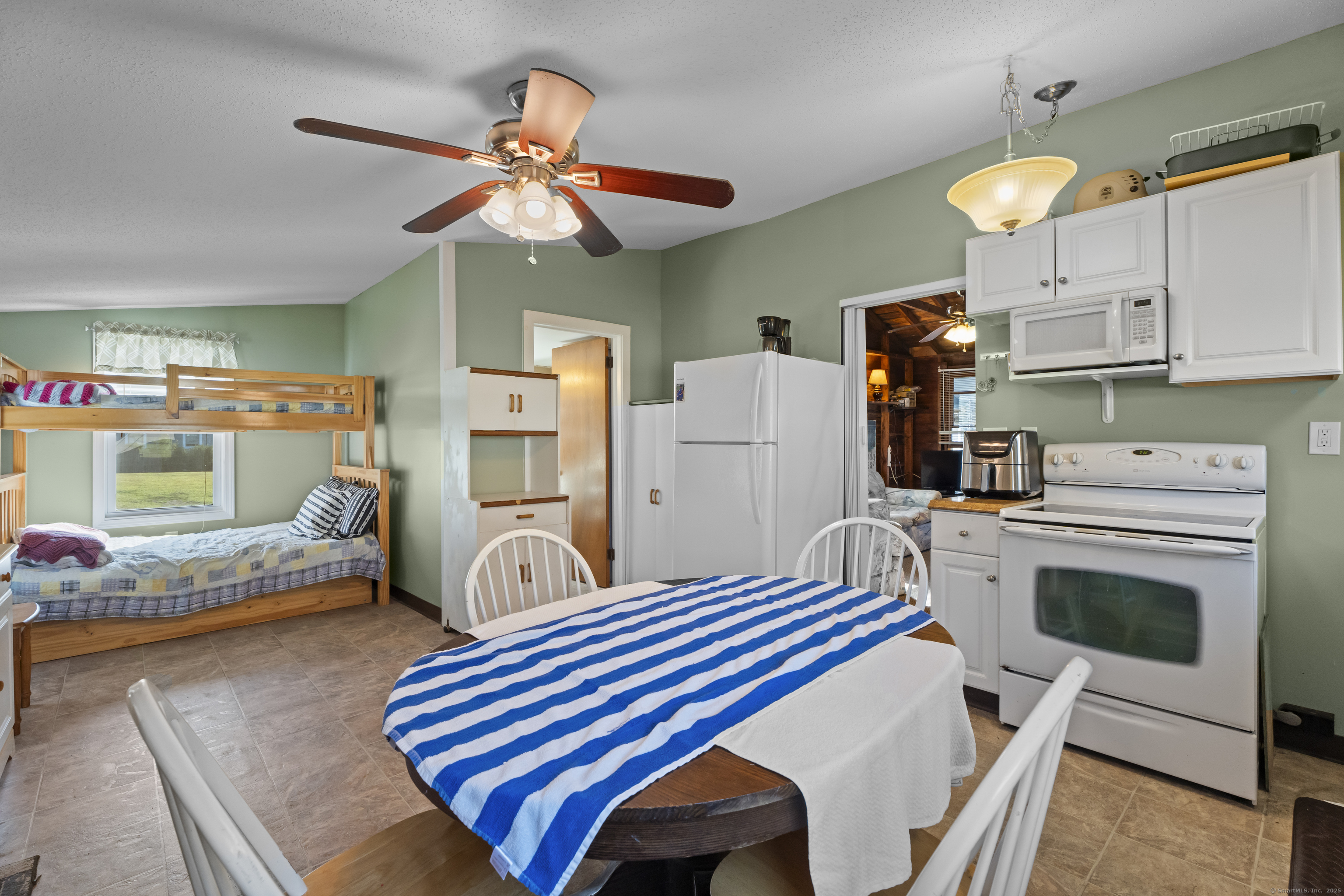 13 College Street Old Saybrook CT 06475