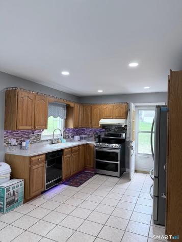 6 Topstone Drive Danbury CT 06810