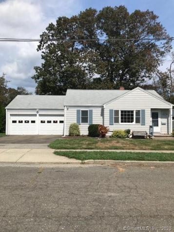21 Brookdale Avenue Milford CT 06460