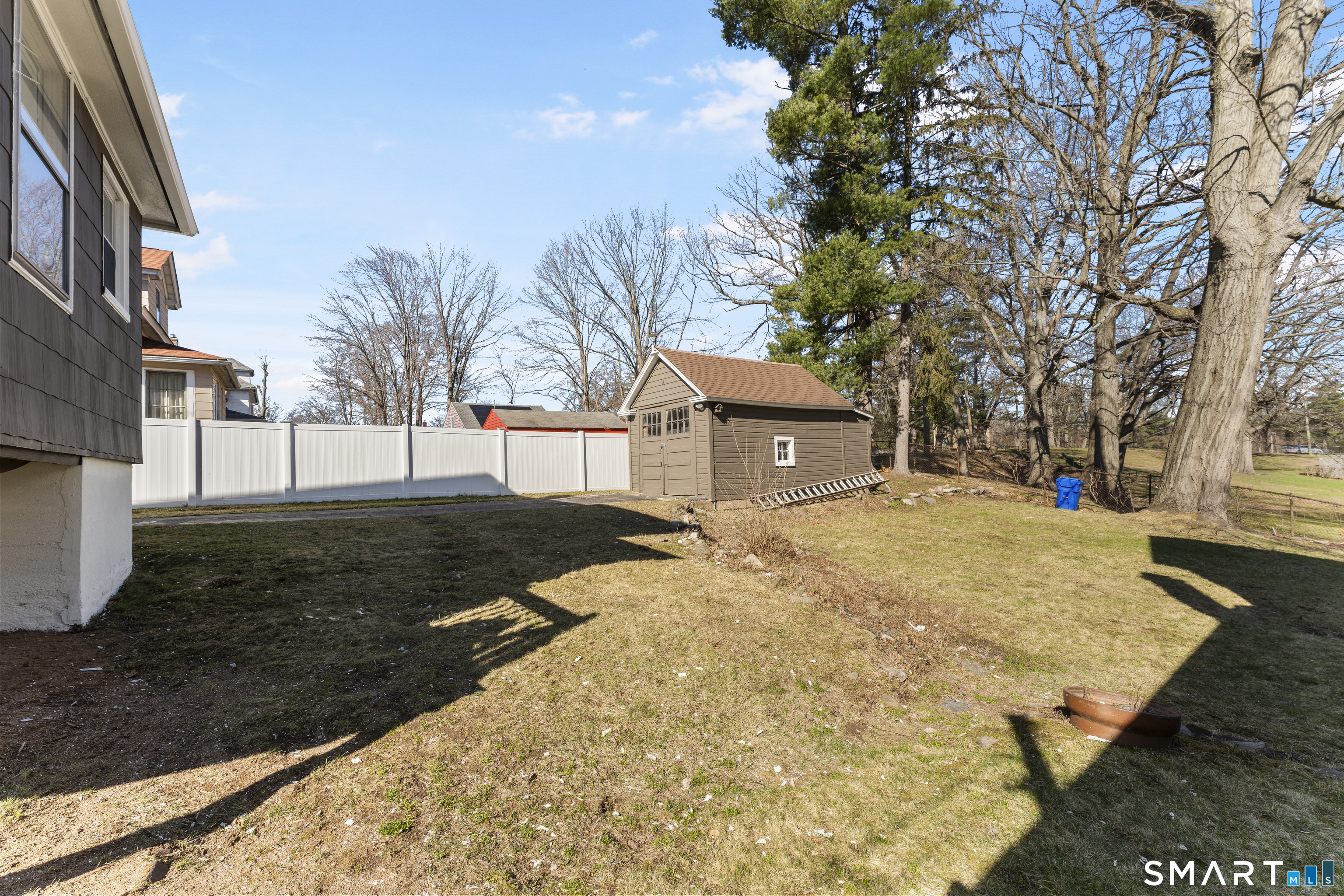 30 Oakwood Street East Hartford CT 06108