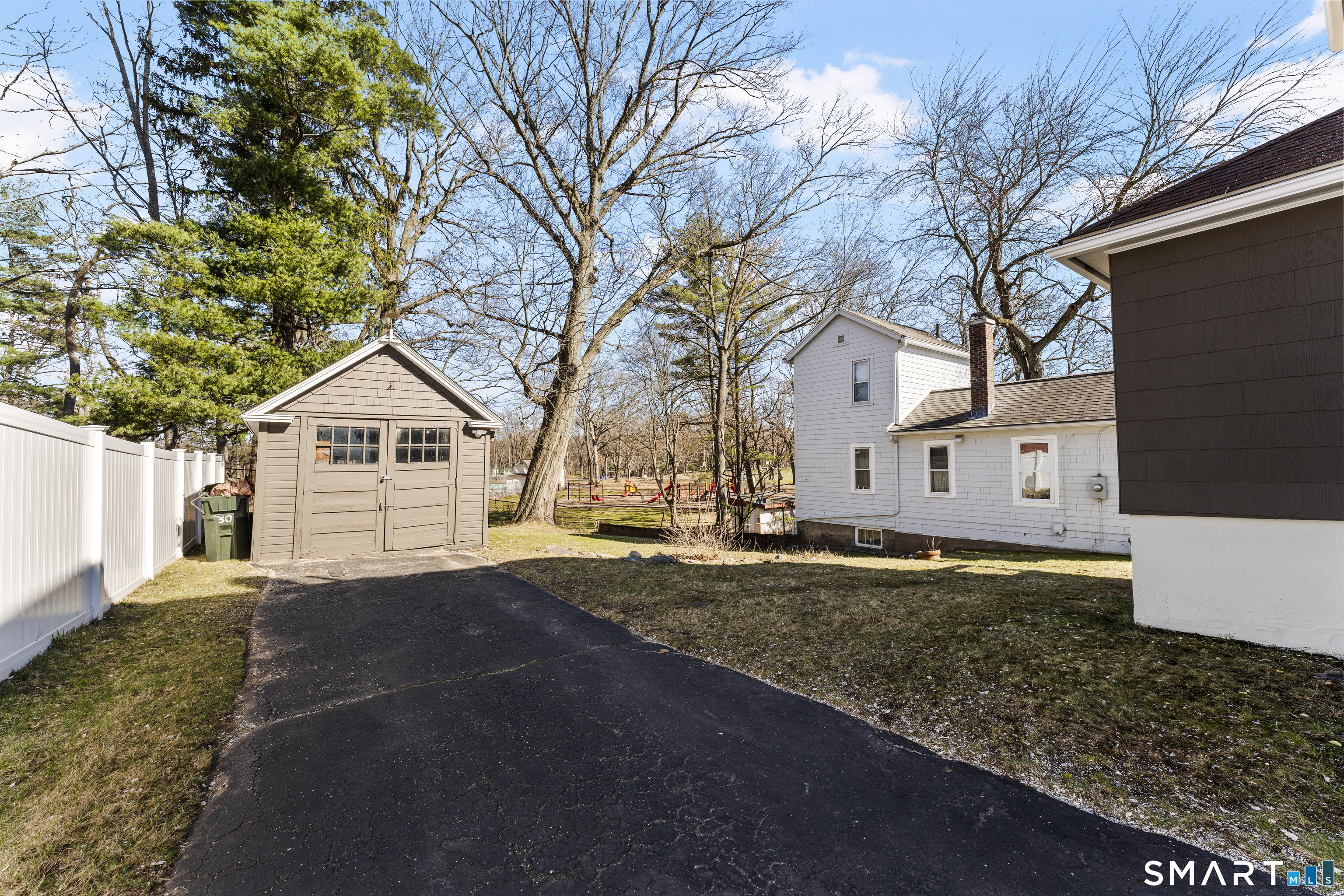 30 Oakwood Street East Hartford CT 06108