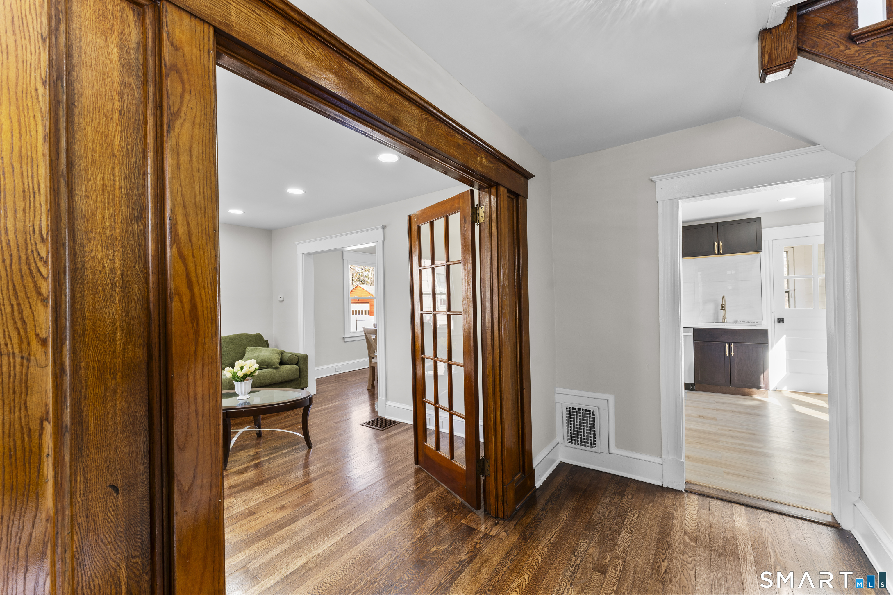 30 Oakwood Street East Hartford CT 06108
