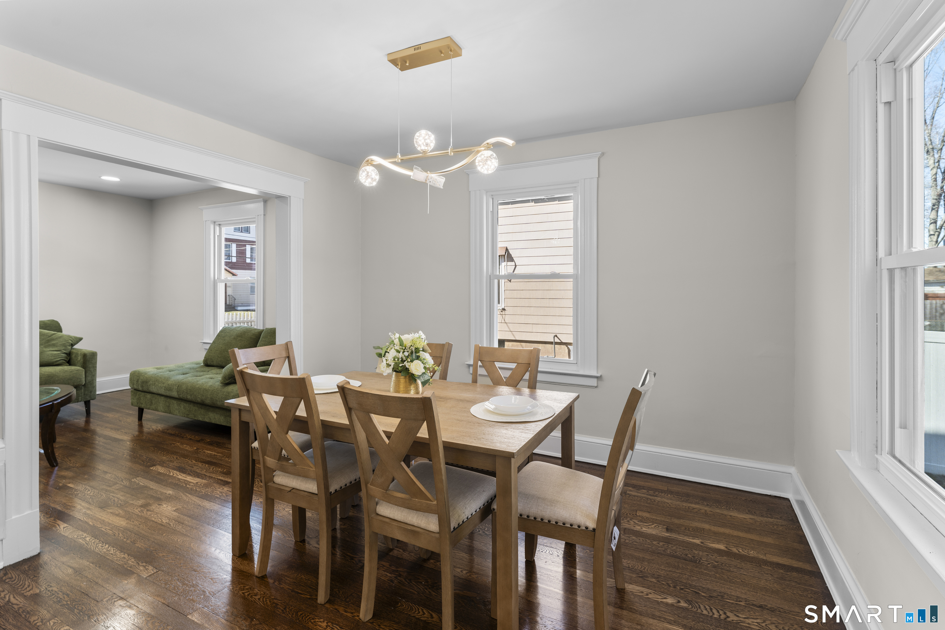 30 Oakwood Street East Hartford CT 06108
