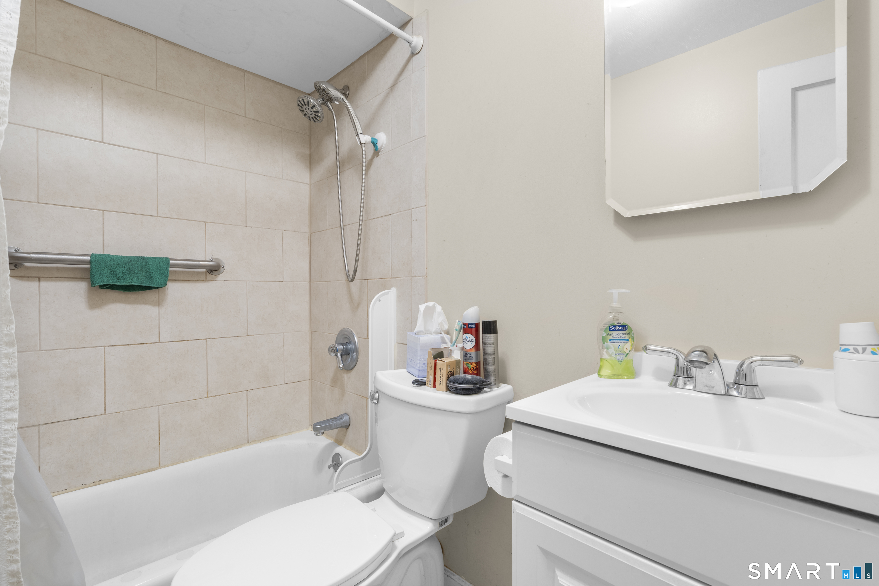 50 Jensen Street Manchester CT 06042