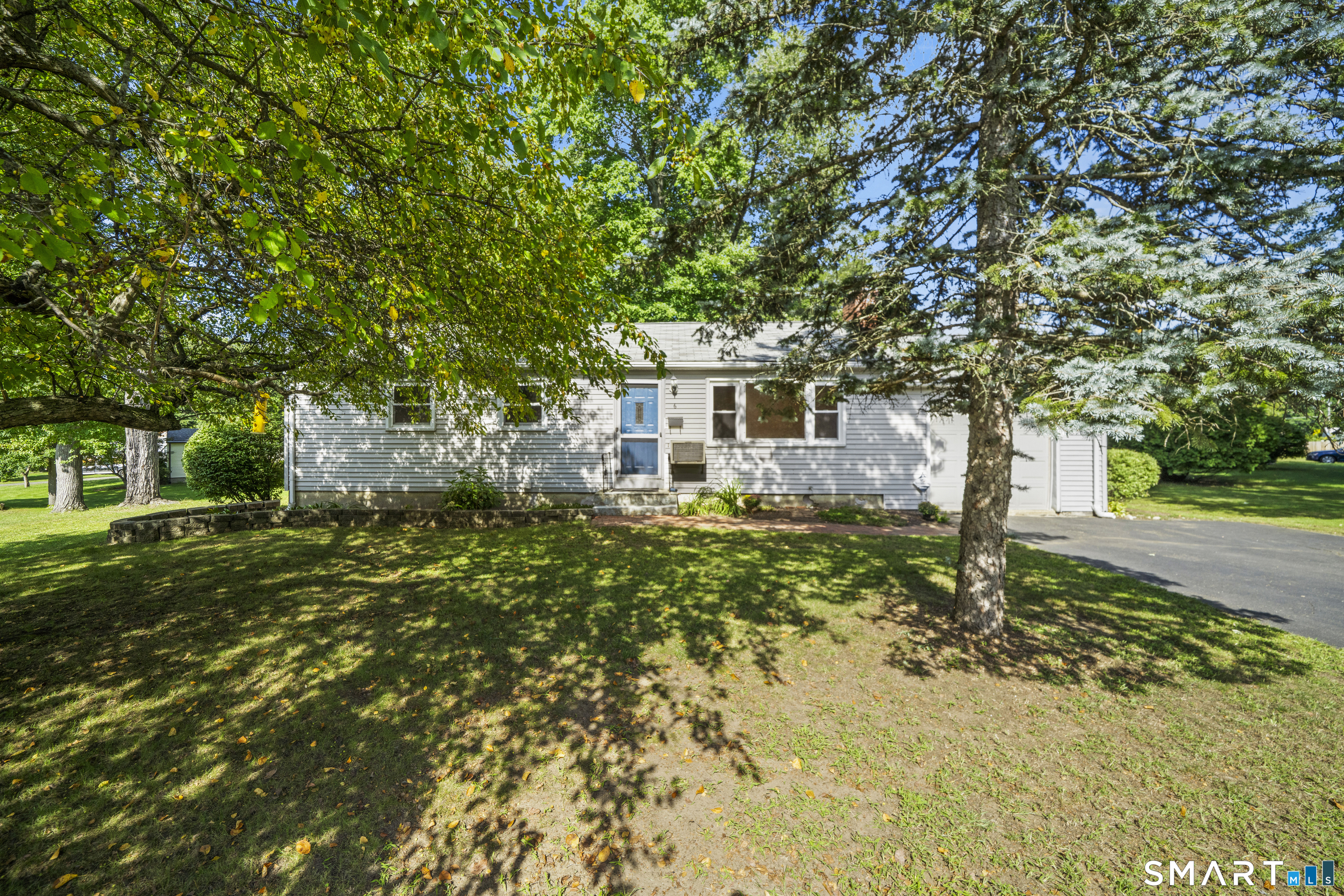 6 Carmella Terrace Enfield CT 06082