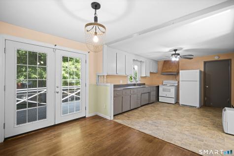 6 Carmella Terrace Enfield CT 06082
