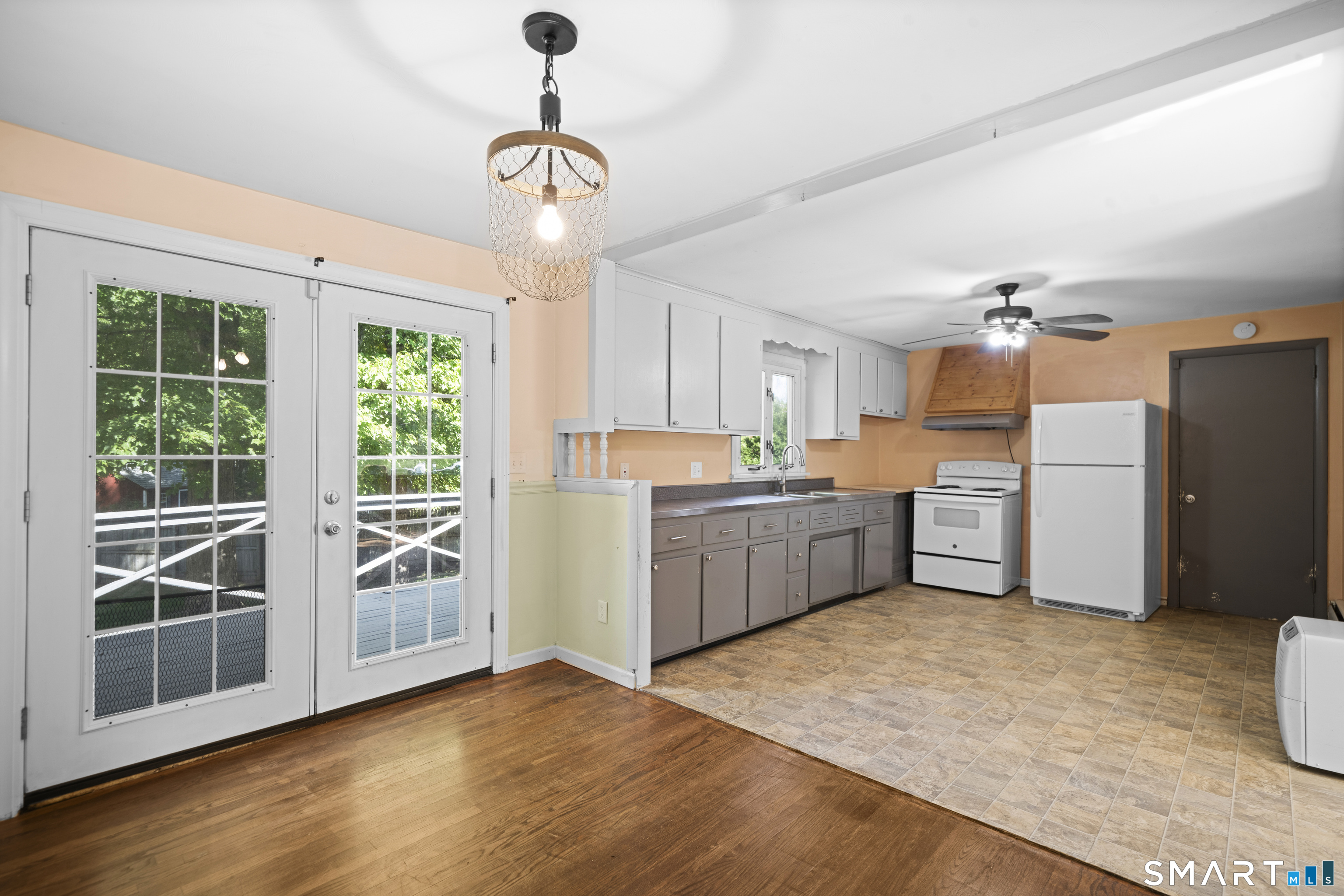 6 Carmella Terrace Enfield CT 06082