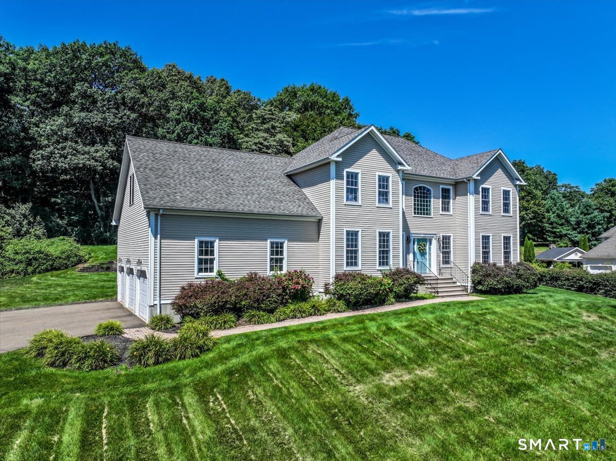 47 Ridgewood Terrace North Haven CT 06473
