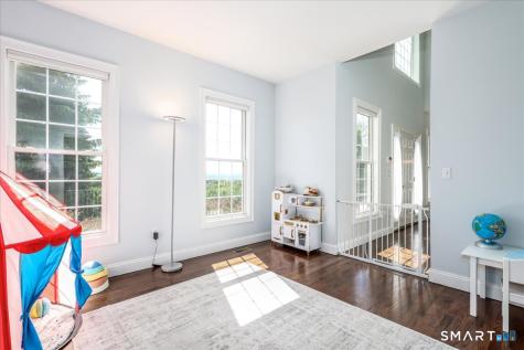 47 Ridgewood Terrace North Haven CT 06473