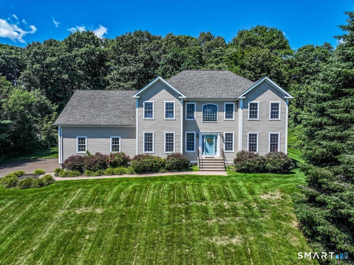 47 Ridgewood Terrace North Haven CT 06473