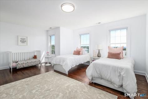 47 Ridgewood Terrace North Haven CT 06473