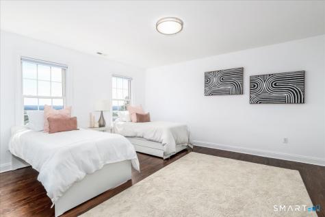 47 Ridgewood Terrace North Haven CT 06473