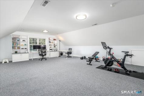 47 Ridgewood Terrace North Haven CT 06473
