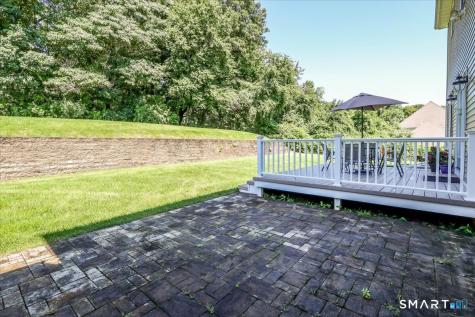 47 Ridgewood Terrace North Haven CT 06473