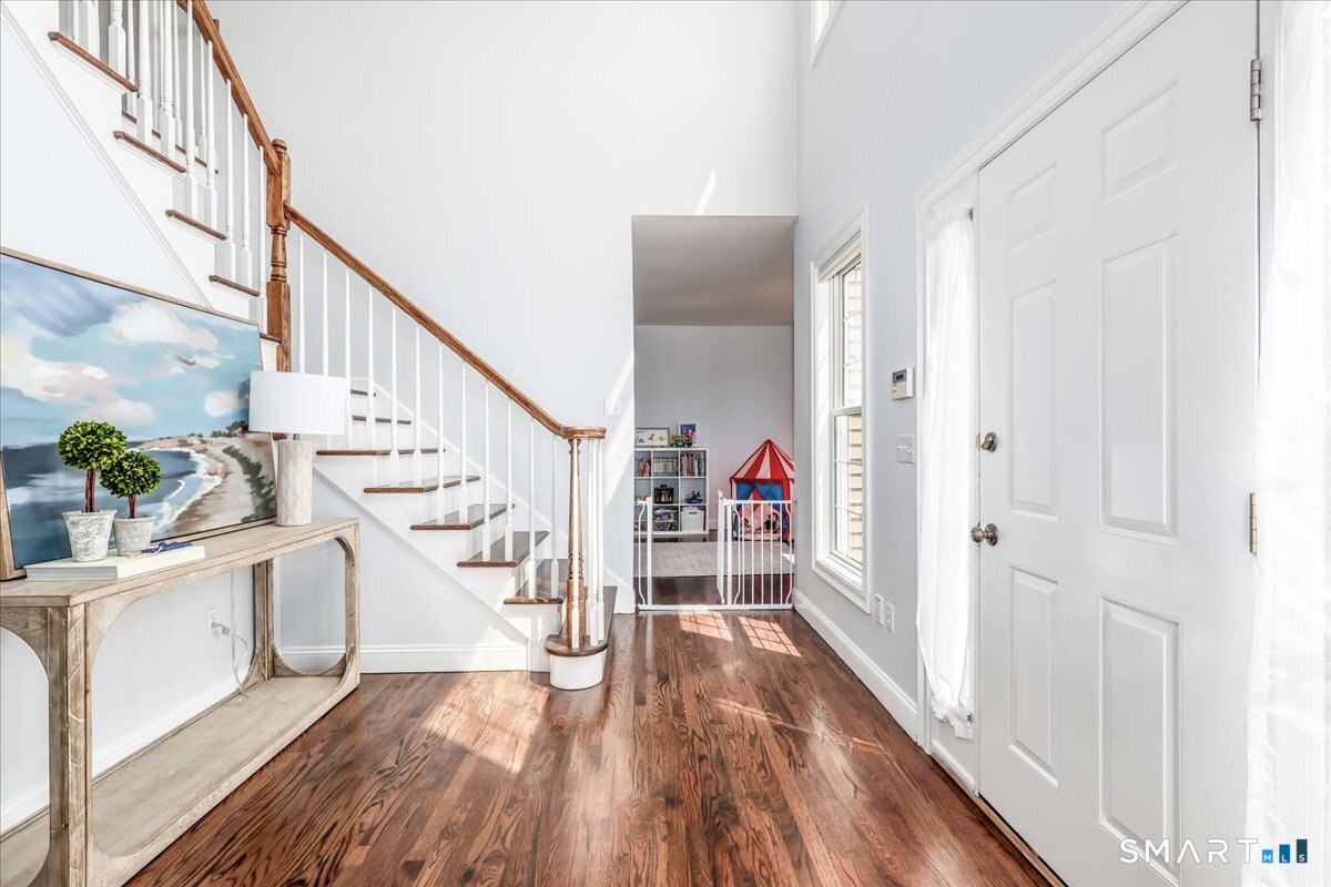 47 Ridgewood Terrace North Haven CT 06473