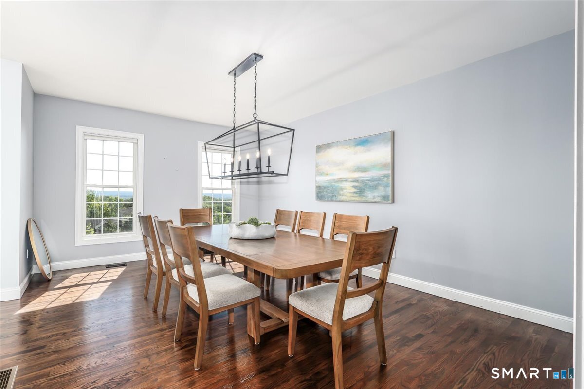 47 Ridgewood Terrace North Haven CT 06473