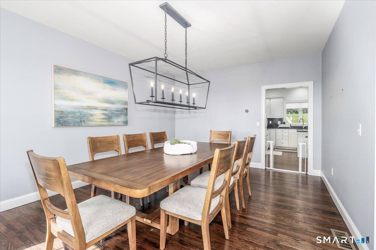 47 Ridgewood Terrace North Haven CT 06473