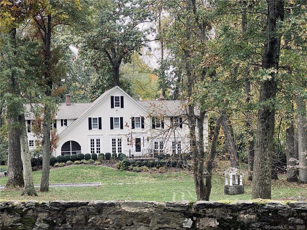 1123 Round Hill Road Fairfield CT 06824