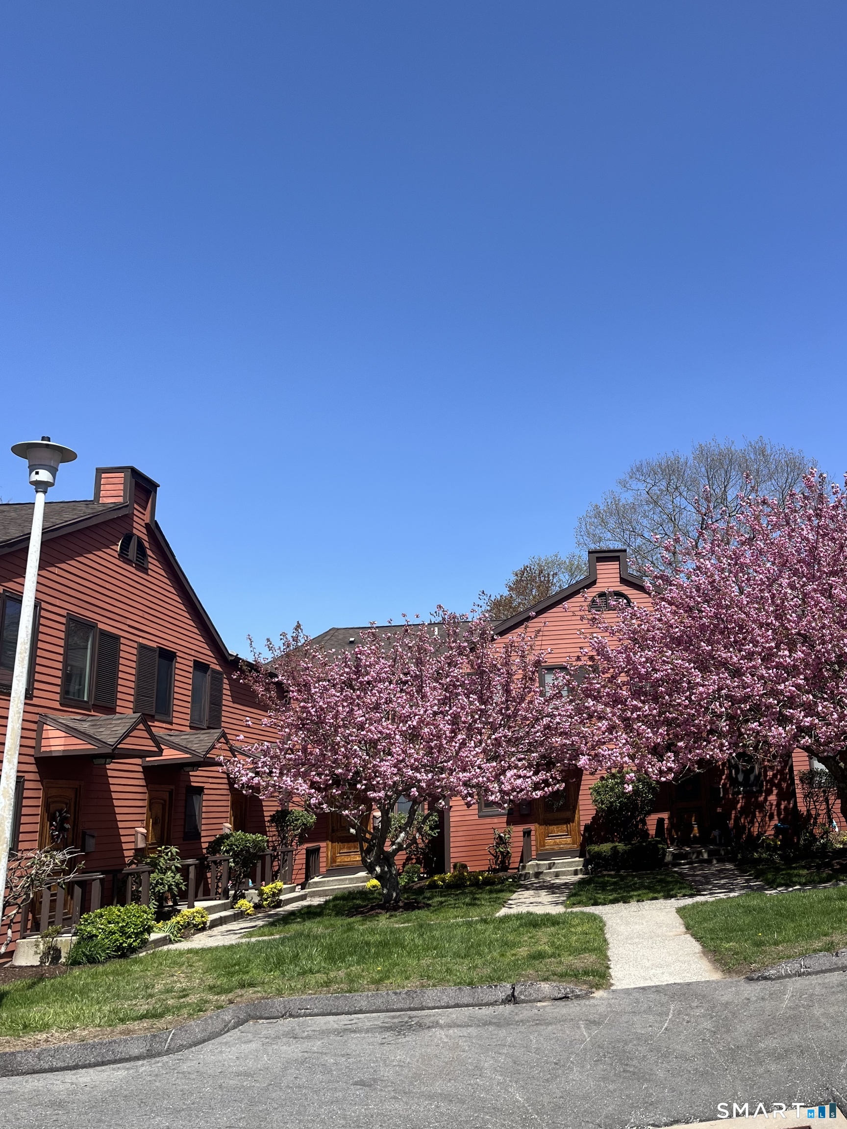 32 Courtland Drive Groton CT 06340