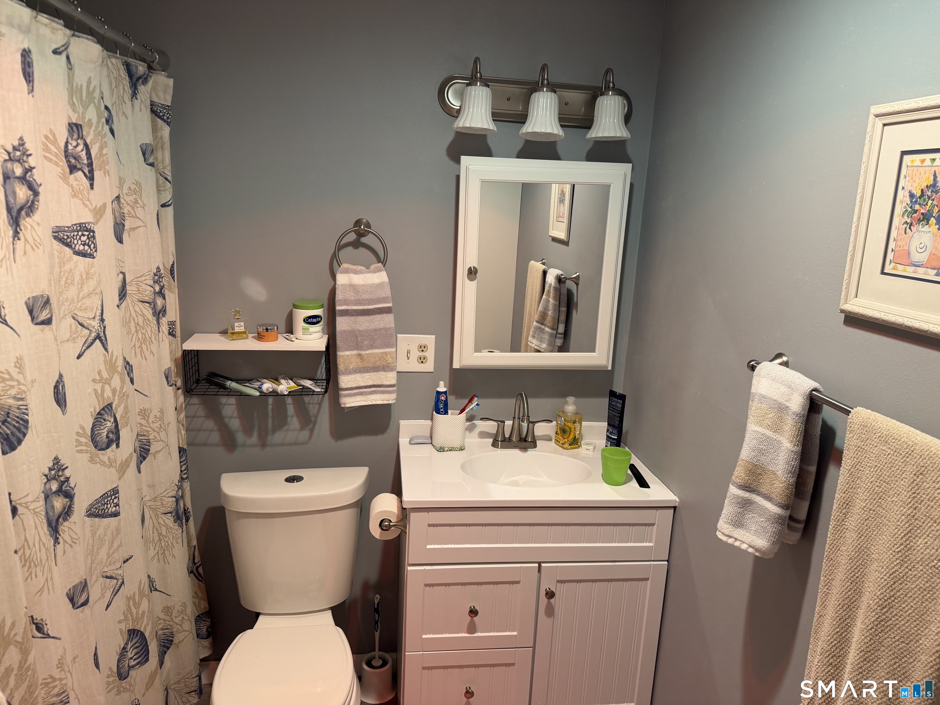 32 Courtland Drive Groton CT 06340