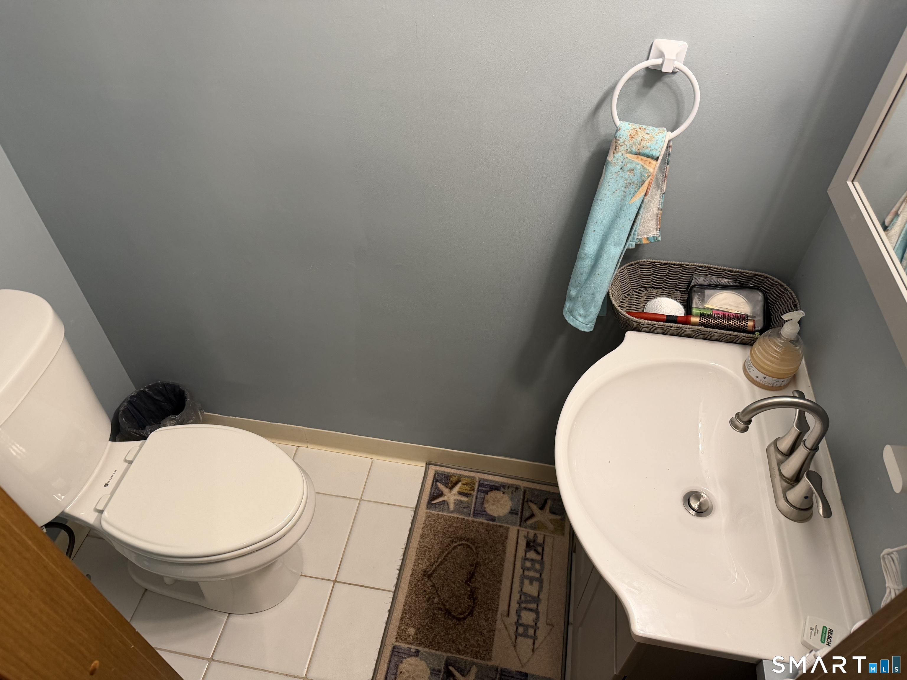 32 Courtland Drive Groton CT 06340