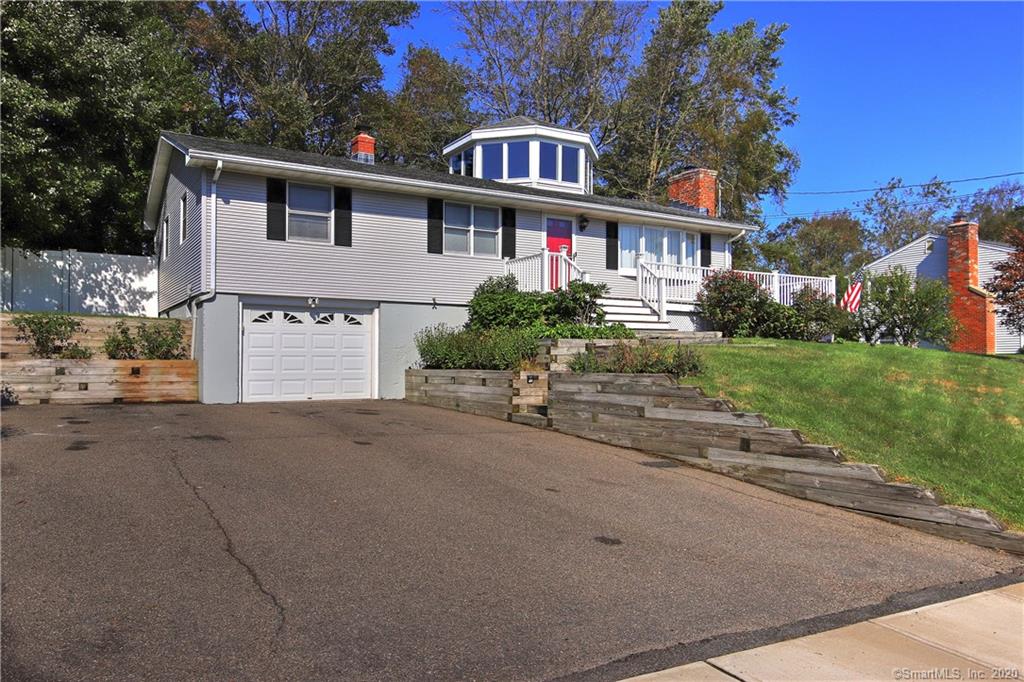 26 Crestwood Road Milford CT 06460