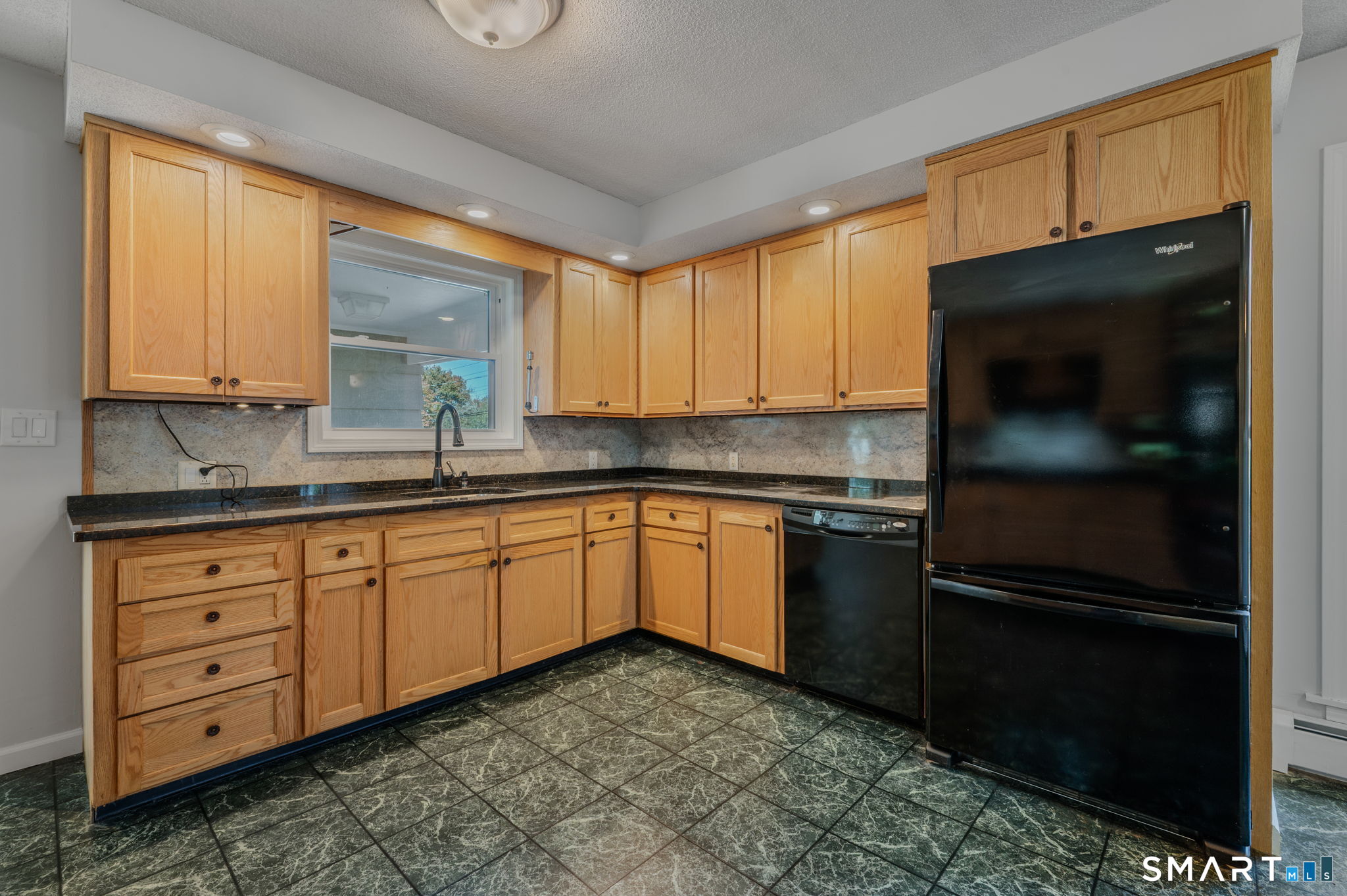 6 Nemczuk Drive Norwich CT 06360