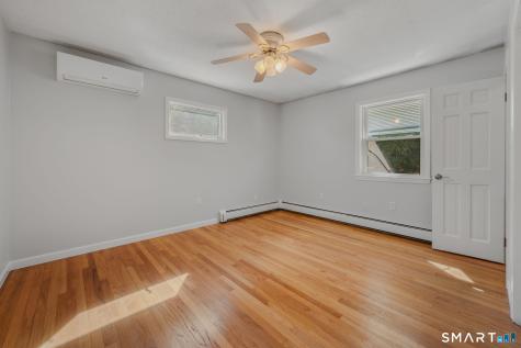 6 Nemczuk Drive Norwich CT 06360