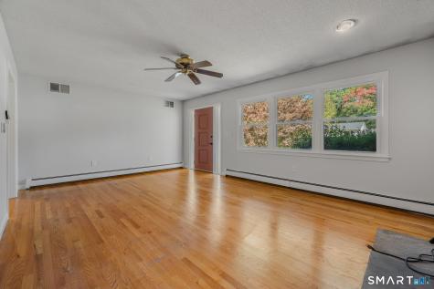 6 Nemczuk Drive Norwich CT 06360
