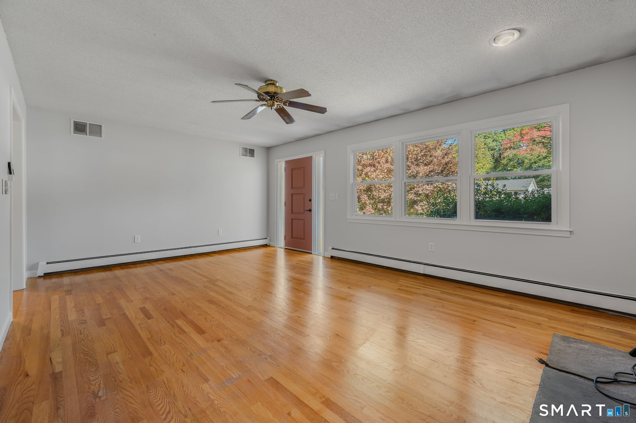 6 Nemczuk Drive Norwich CT 06360