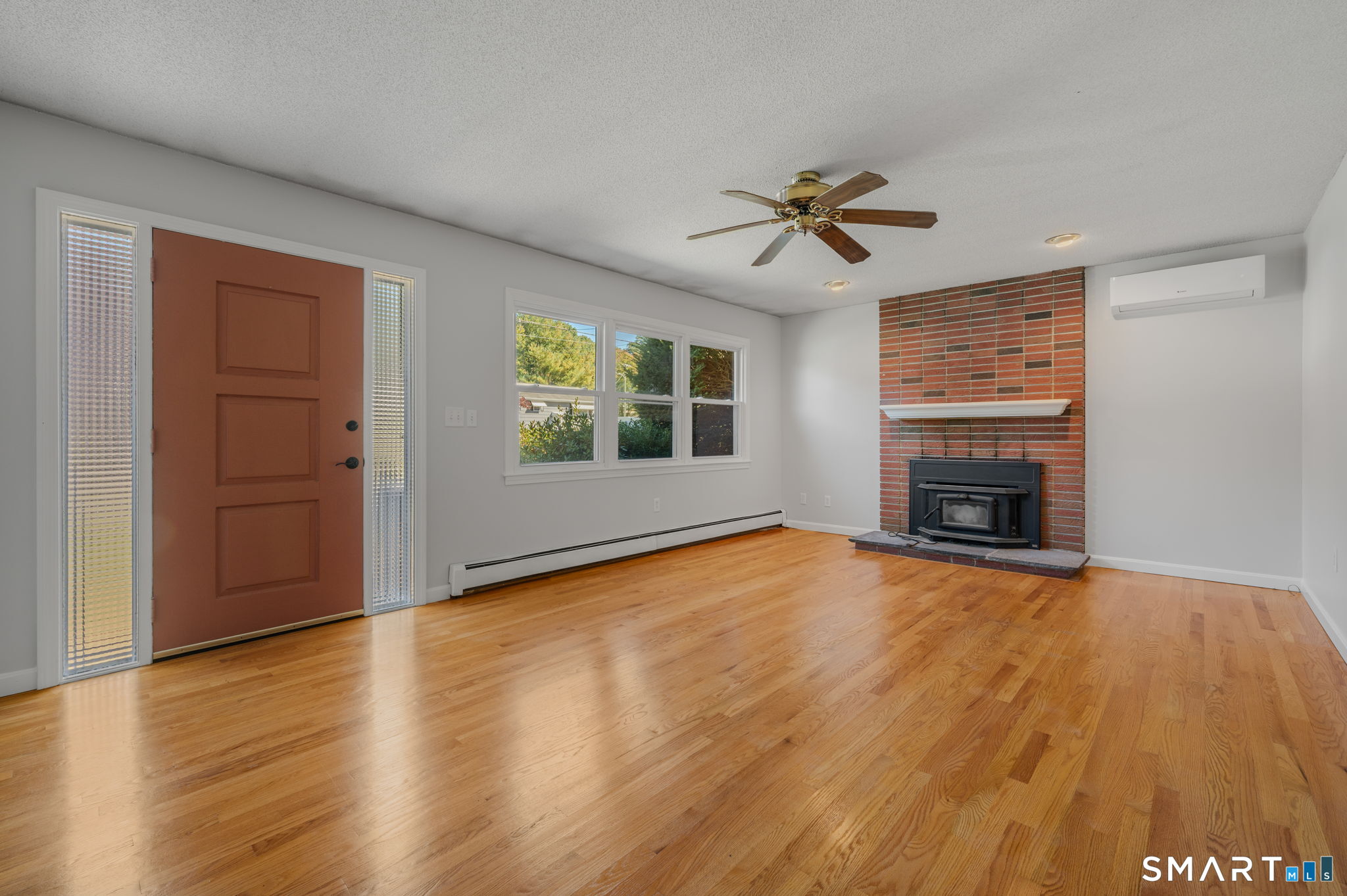 6 Nemczuk Drive Norwich CT 06360