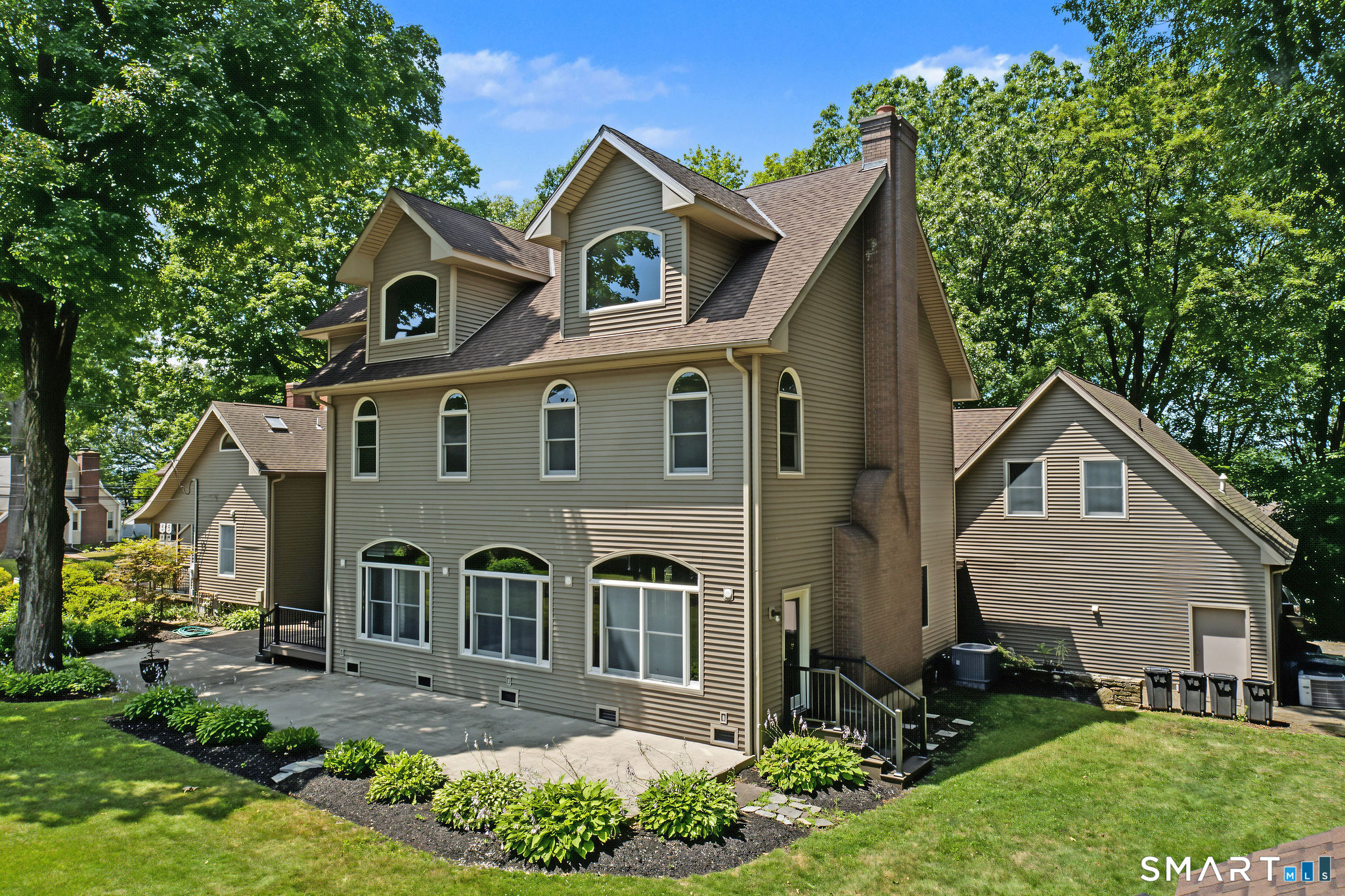 25 Clintonville Road North Haven CT 06473