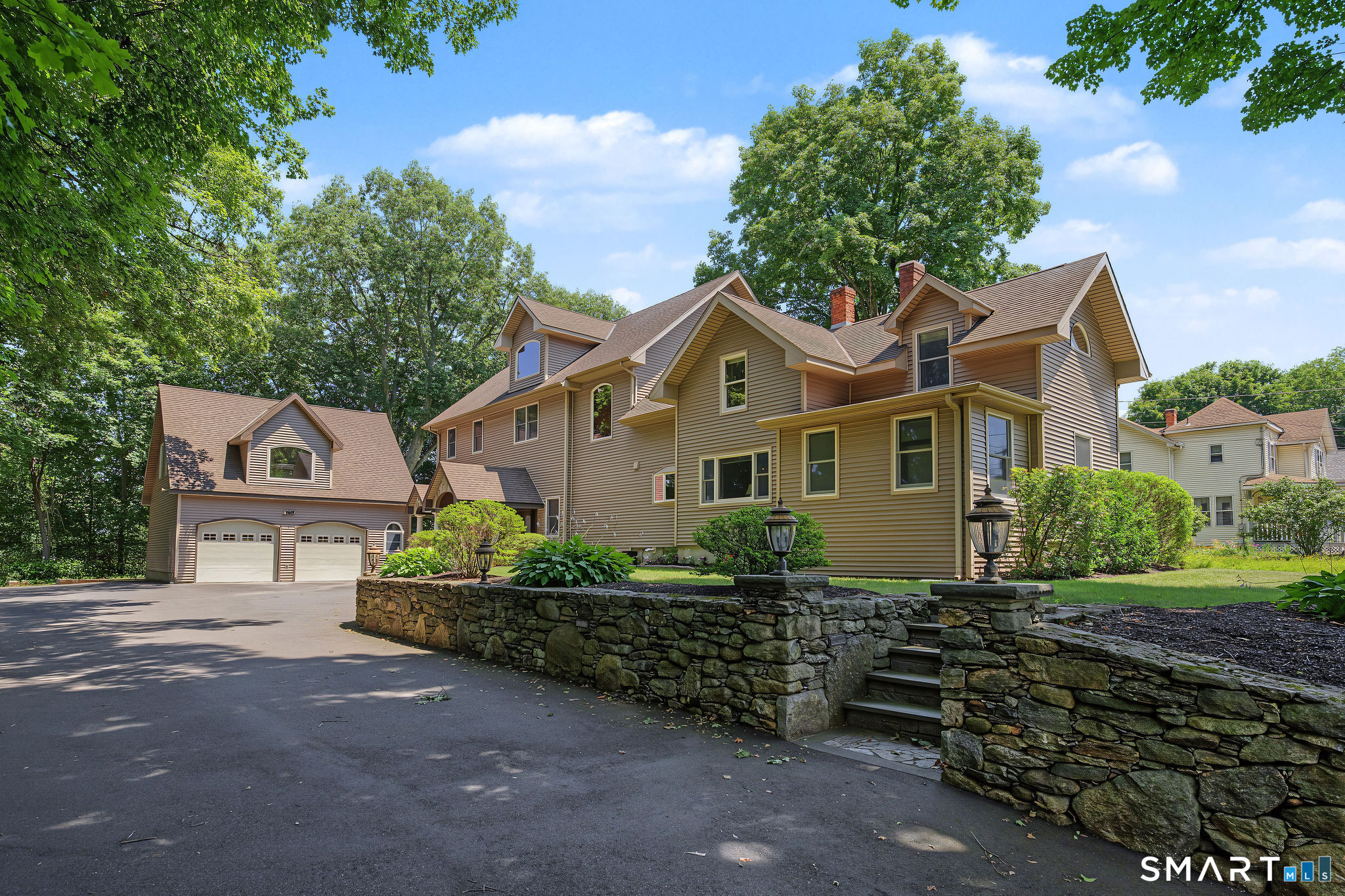 25 Clintonville Road North Haven CT 06473