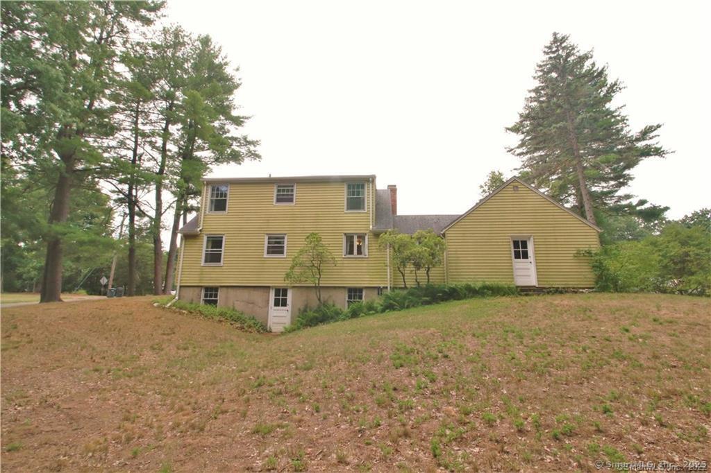 404 Woodland Street Windsor Locks CT 06096