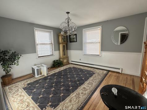 404 Woodland Street Windsor Locks CT 06096