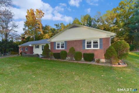 50 Smith Street East Hampton CT 06424
