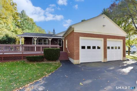 50 Smith Street East Hampton CT 06424