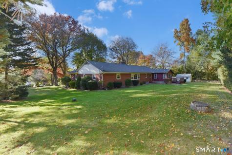 50 Smith Street East Hampton CT 06424