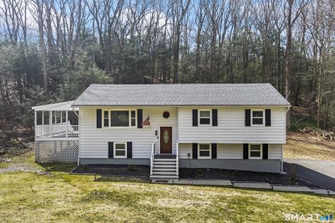 17 Valley Field South Road Newtown CT 06482