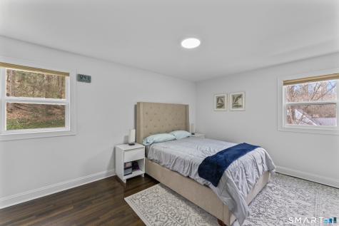 17 Valley Field South Road Newtown CT 06482
