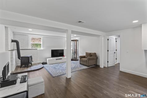 17 Valley Field South Road Newtown CT 06482