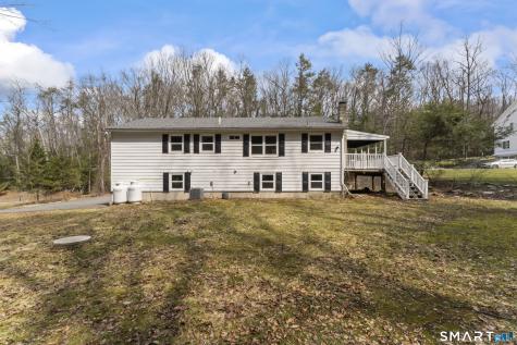 17 Valley Field South Road Newtown CT 06482