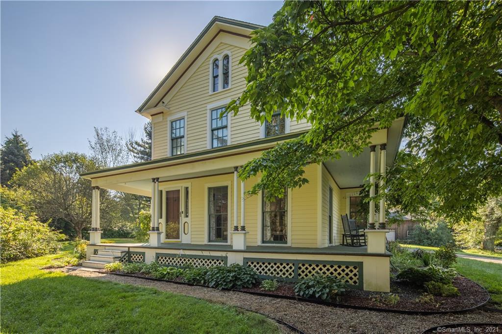 146 Cross Highway Redding CT 06896