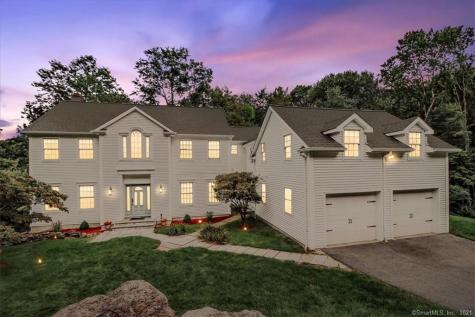 19 Jeremy Drive New Fairfield CT 06812