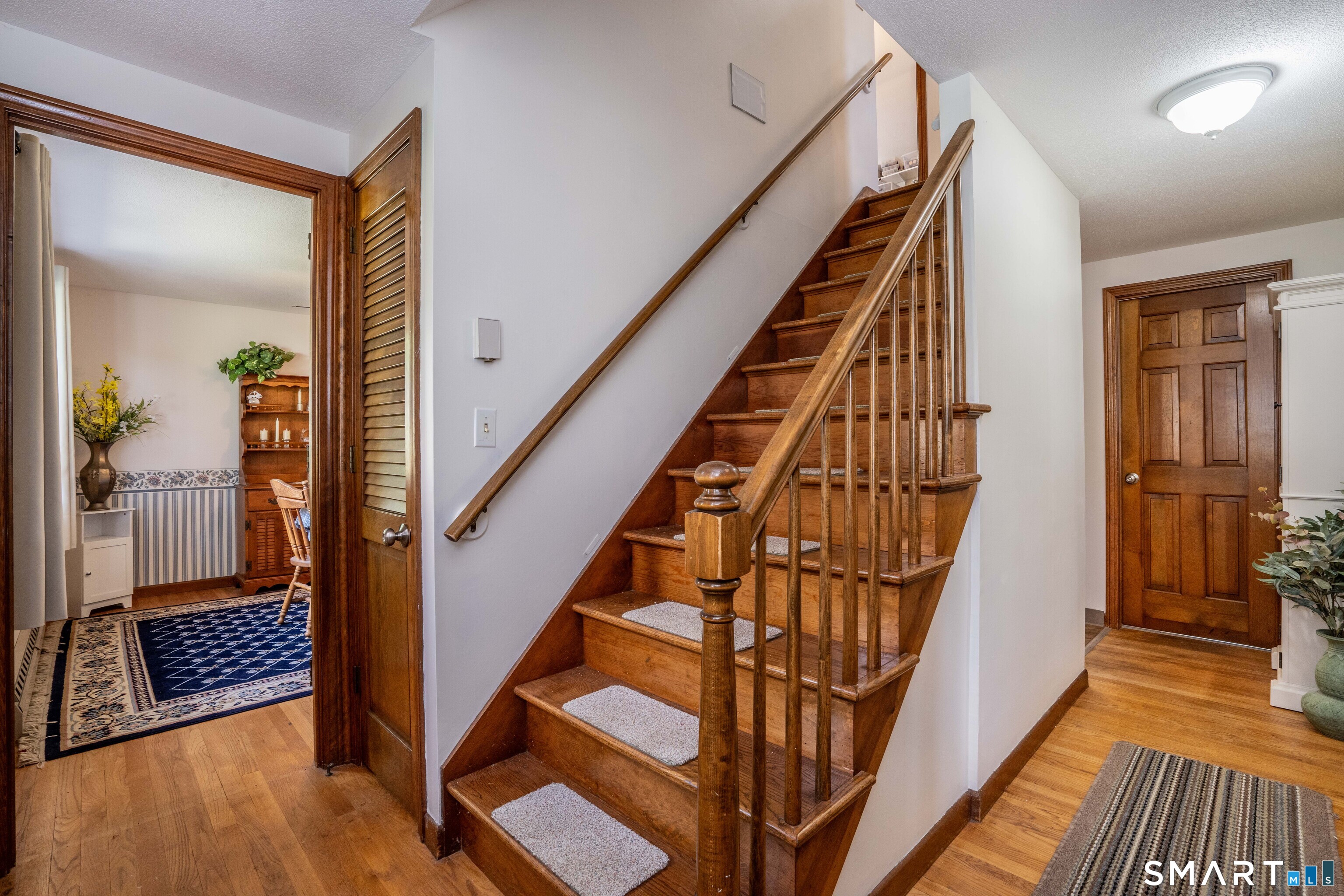 17 Nutmeg Avenue Enfield CT 06082