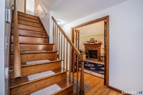 17 Nutmeg Avenue Enfield CT 06082