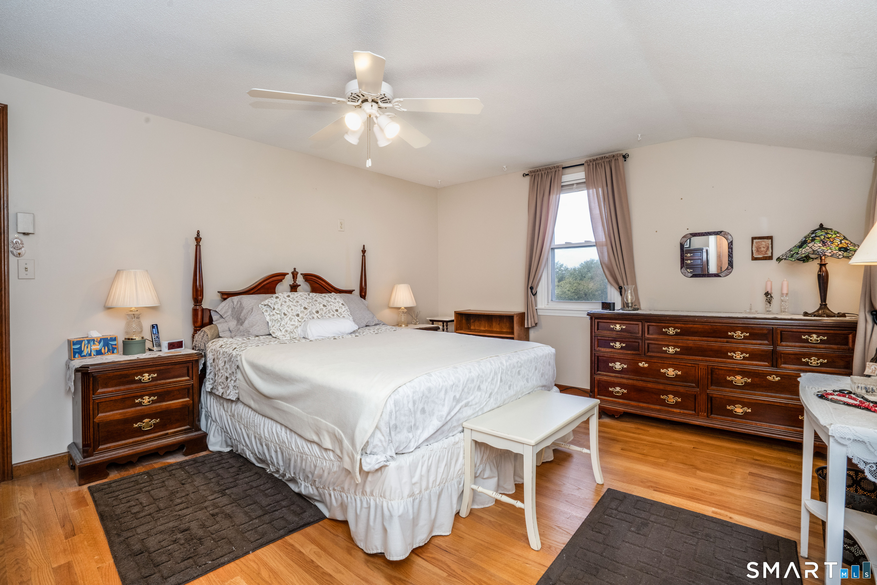 17 Nutmeg Avenue Enfield CT 06082