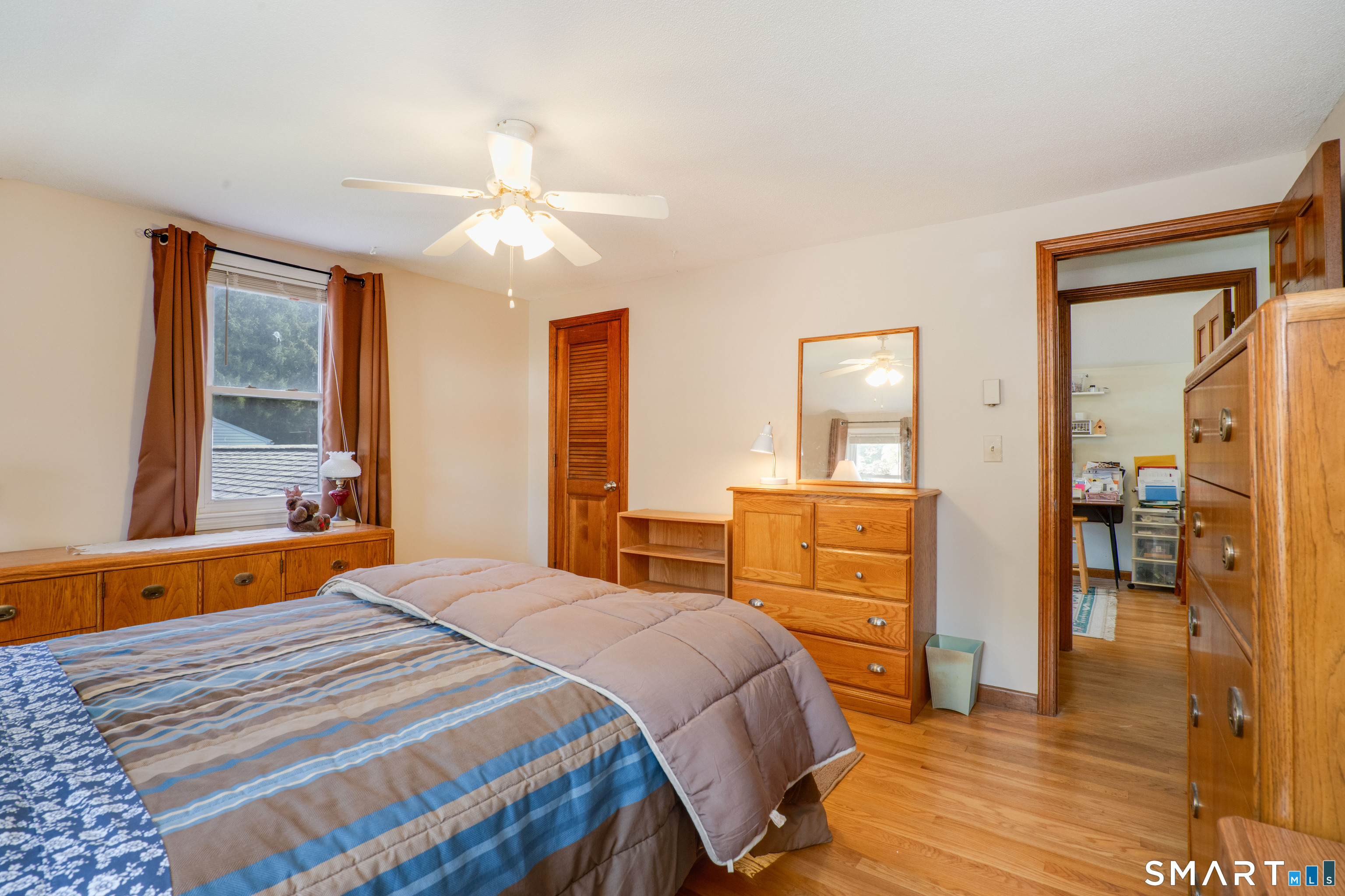 17 Nutmeg Avenue Enfield CT 06082